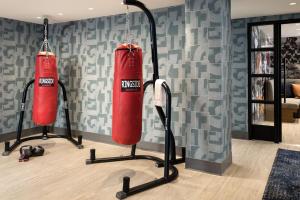 Fitness centrum a/nebo fitness zařízení v ubytování Austin Marriott South