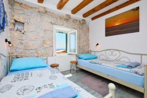 Gallery image of Stone House Biskup in Babino Polje