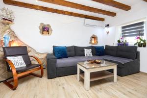 Gallery image of Stone House Biskup in Babino Polje