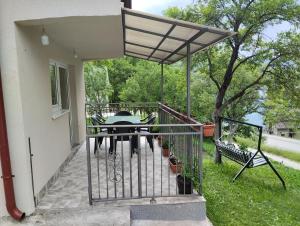 Balkón nebo terasa v ubytování Apartman Stević