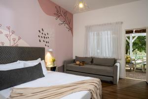 Postel nebo postele na pokoji v ubytování Travel Hotel Eilon
