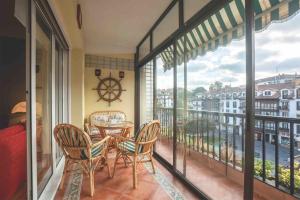 Balkoni atau teres di Apartamento Miramar +29 gambar