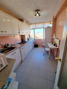 Kuchyňa alebo kuchynka v ubytovaní Málaga Vialia Deluxe + 7 fotografií
