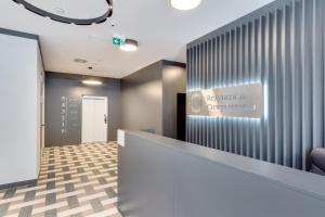 Μια τηλεόραση ή/και κέντρο ψυχαγωγίας στο Apartament Chwaliszewo z balkonem - FREE PARKING