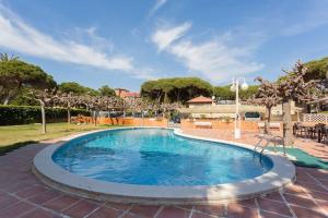 Hồ bơi trong/gần A pie de playa en Gavá mar!