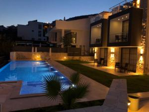 The swimming pool at or close to Stone House Aparts 1 plus 1 mit Poolterrasse Kalkan No 1