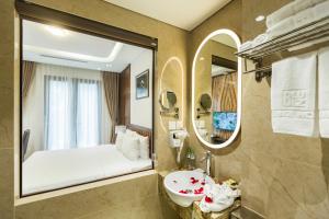 Ένα μπάνιο στο Blubiz Hotel Mỹ Đình (Blubiz Hotel 2) +33 φωτογραφίες