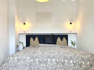 Ein Bett oder Betten in einem Zimmer der Unterkunft AhrPart Hotel Central