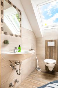 Koupelna v ubytování Ferienhaus Krametergut + 37 fotografií