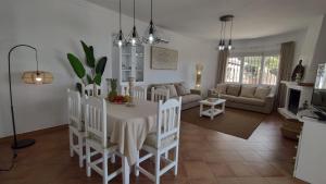 Posedenie v ubytovaní Casa Rural Villa Arylex