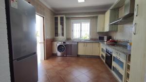 Kuchyňa alebo kuchynka v ubytovaní Casa Rural Villa Arylex