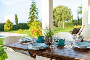 Zdjęcie z galerii obiektu Kos Secret Villa with private pool w mieście (( Kermetés ))