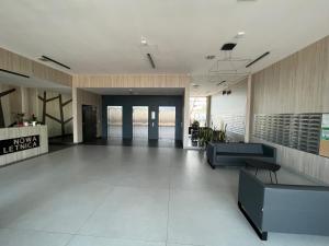 Predvorje ili recepcija u objektu Nowa Letnica Tower- Premium Apartments