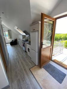 Köök või kööginurk majutusasutuses Hazel View Apartment