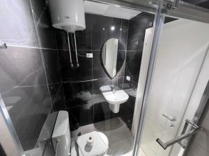 Bobi Hotelにあるバスルーム
