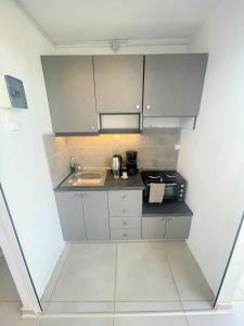 Φωτογραφία από το άλμπουμ του Quiet 2-bedroom sea view villa with shared pool σε Mármara