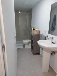 Gallery image of Apartamentos con terraza frente al mar by Color Flats in Canet de Berenguer