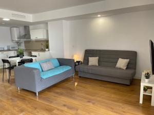 Gallery image of Apartamentos con terraza frente al mar by Color Flats in Canet de Berenguer