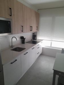 Zdjęcie z galerii obiektu Apartamentos aguanaz w mieście Entrambasaguas