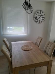 Zdjęcie z galerii obiektu Apartamentos aguanaz w mieście Entrambasaguas