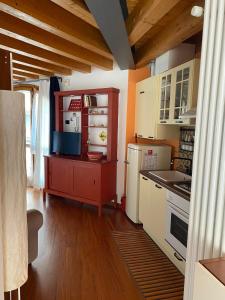 Gallery image of Red Chair House in Riva di Solto +13 photos