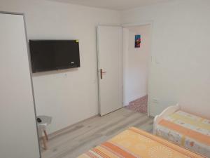 Posteľ alebo postele v izbe v ubytovaní Guesthouse Eljuga Family