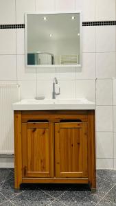 Fotografie z fotogalerie ubytování Großes und helles Innenstadt Apartment - Ferienwohnung v destinaci Bad Homburg vor der Höhe
