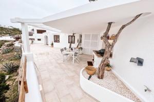 Fotografia z galérie ubytovania Luxury House 80m2 Terrace v destinácii Cala Morell + 16 fotografií