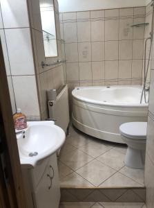 ソポトにあるSopot 4 bedroom apartmentのギャラリーの写真