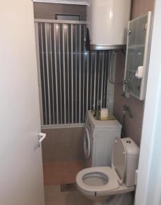Bilik mandi di Apartman Nadja