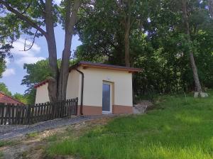 Budova, kde se apartmán nachází + 4 fotografie