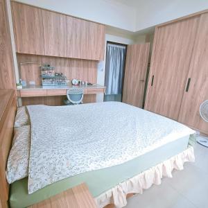 Voodi või voodid majutusasutuse 枋寮鳥窩窩 toas