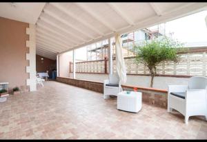 A seating area at Casa Gioia