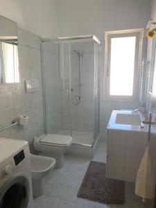 Gallery image of Lux Beach Villa con piscina a 200m dal mare in Fregene