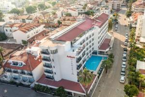 Bazén v ubytování Arbatt Marmaris Hotel nebo v jeho okolí