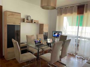 Zdjęcie z galerii obiektu Hermoso piso primera línea w mieście Motril
