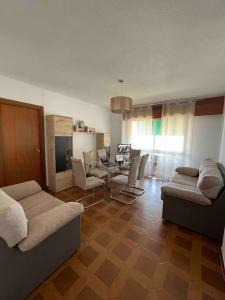 Zdjęcie z galerii obiektu Hermoso piso primera línea w mieście Motril