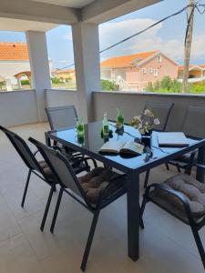 Balkón nebo terasa v ubytování New apartment Vir, 200m from beach