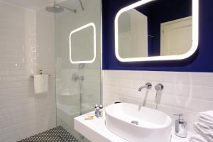 Koupelna v ubytování Bourtzi Hotel