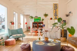 Posezení v ubytování Pop-Zen Penthouse Madrid
