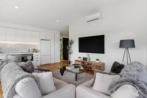 Gallery image of Amazing Western Springs position in Auckland