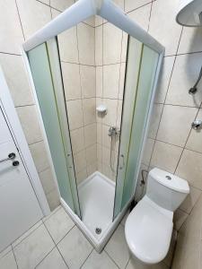 Koupelna v ubytování LAV Apartments