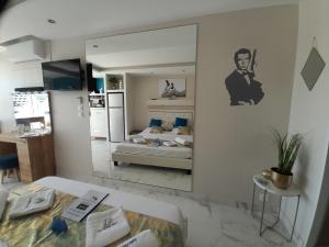 Posteľ alebo postele v izbe v ubytovaní Golden paradise 007 Helio 25