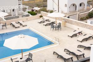 Basen w obiekcie Hotel Star Santorini lub w pobliżu