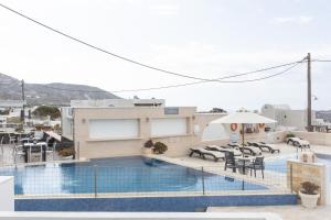 Basen w obiekcie Hotel Star Santorini lub w pobliżu