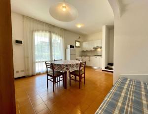 Kép Welcoming villa with pool and private garden szállásáról Porto Santa Margherita di Caorléban a galériában Még 23 kép