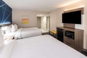 Katil atau katil-katil dalam bilik di Comfort Inn & Suites Fishers - Indianapolis