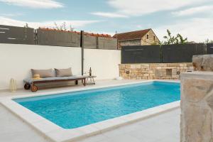 Πισίνα στο ή κοντά στο Villa Mara - Casa Rustica
