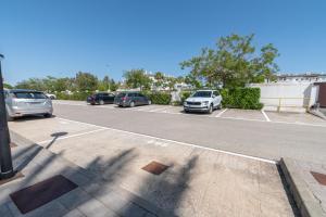 Fotografia z galérie ubytovania Apartamento Planta Baja Coto Sancti Petri Playa de la Barrosa v destinácii Chiclana de la Frontera