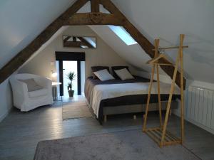 Postel nebo postele na pokoji v ubytování Gîte charmant typique Breton Ti Quartier